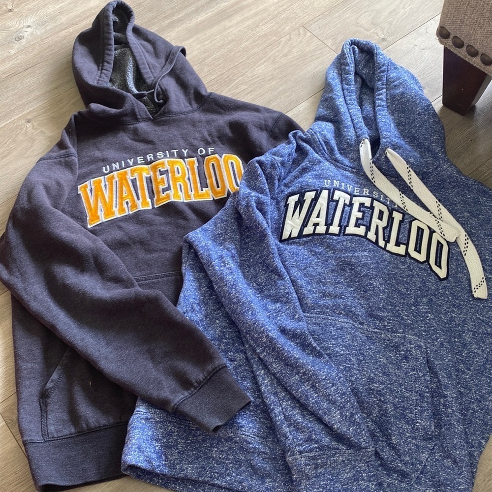 UNIVERSITY OF WATERLOO hoodie sweatshirt logo embroidered M Lot of 2 - Picture 2 of 6